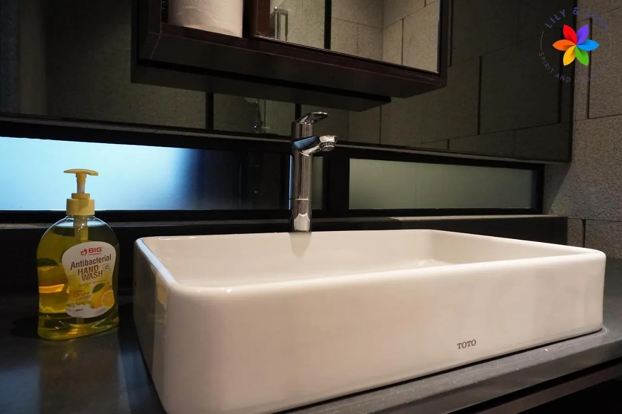 Klcc Luxury Suite @ Scarletz By Lily And Loft Kuala Lumpur 0*,